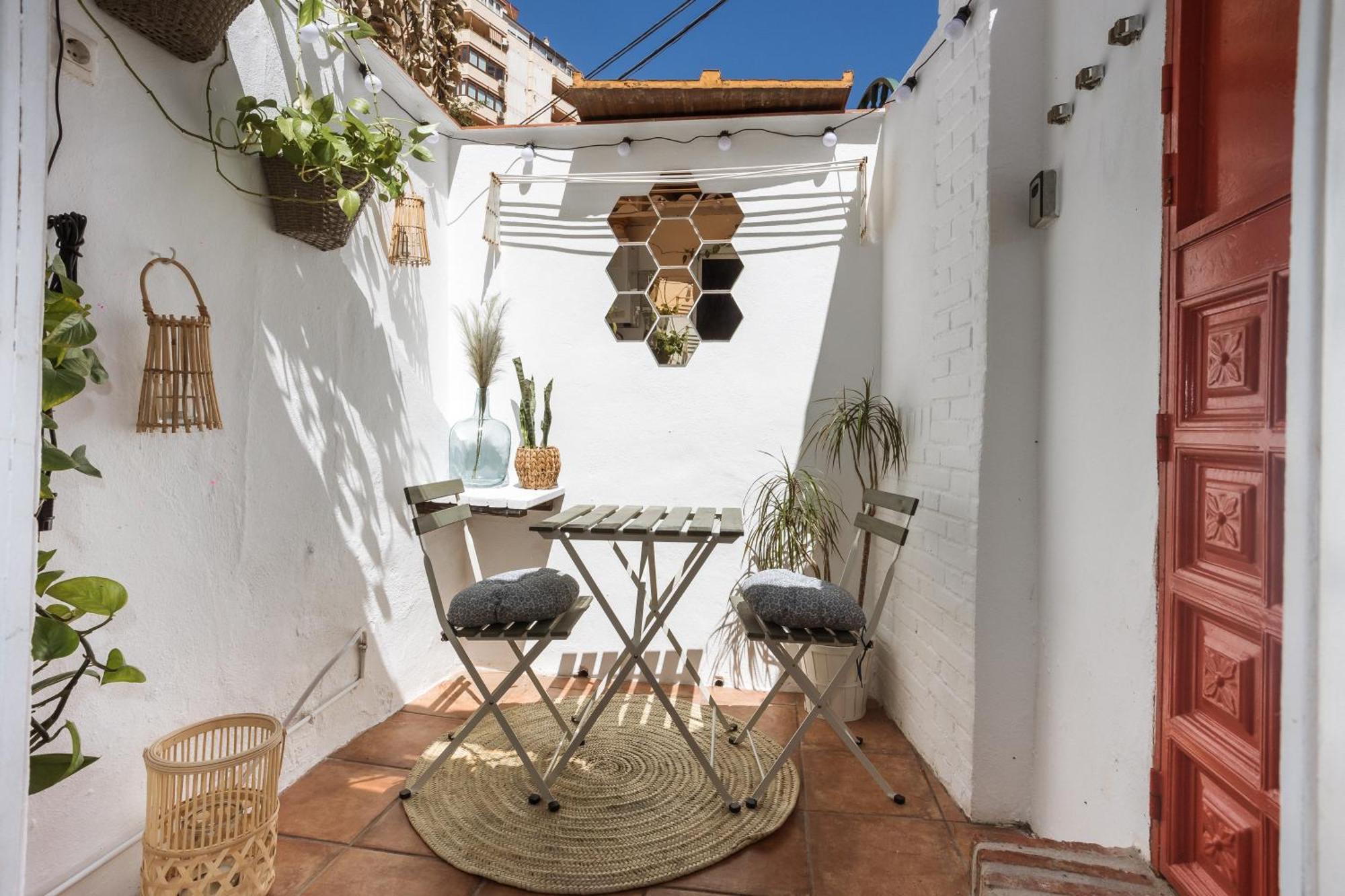 Naim Guest House Malaga Centro Екстер'єр фото