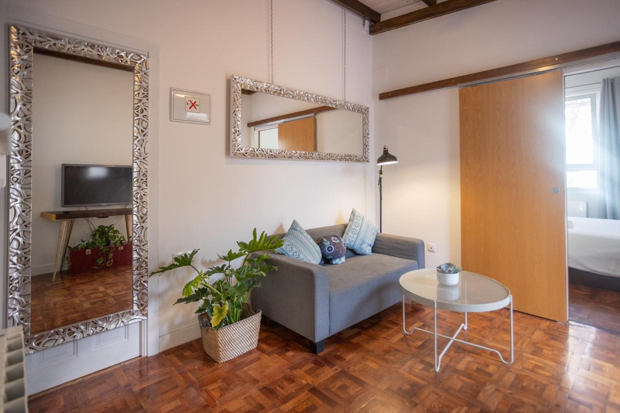 Naim Guest House Malaga Centro Екстер'єр фото