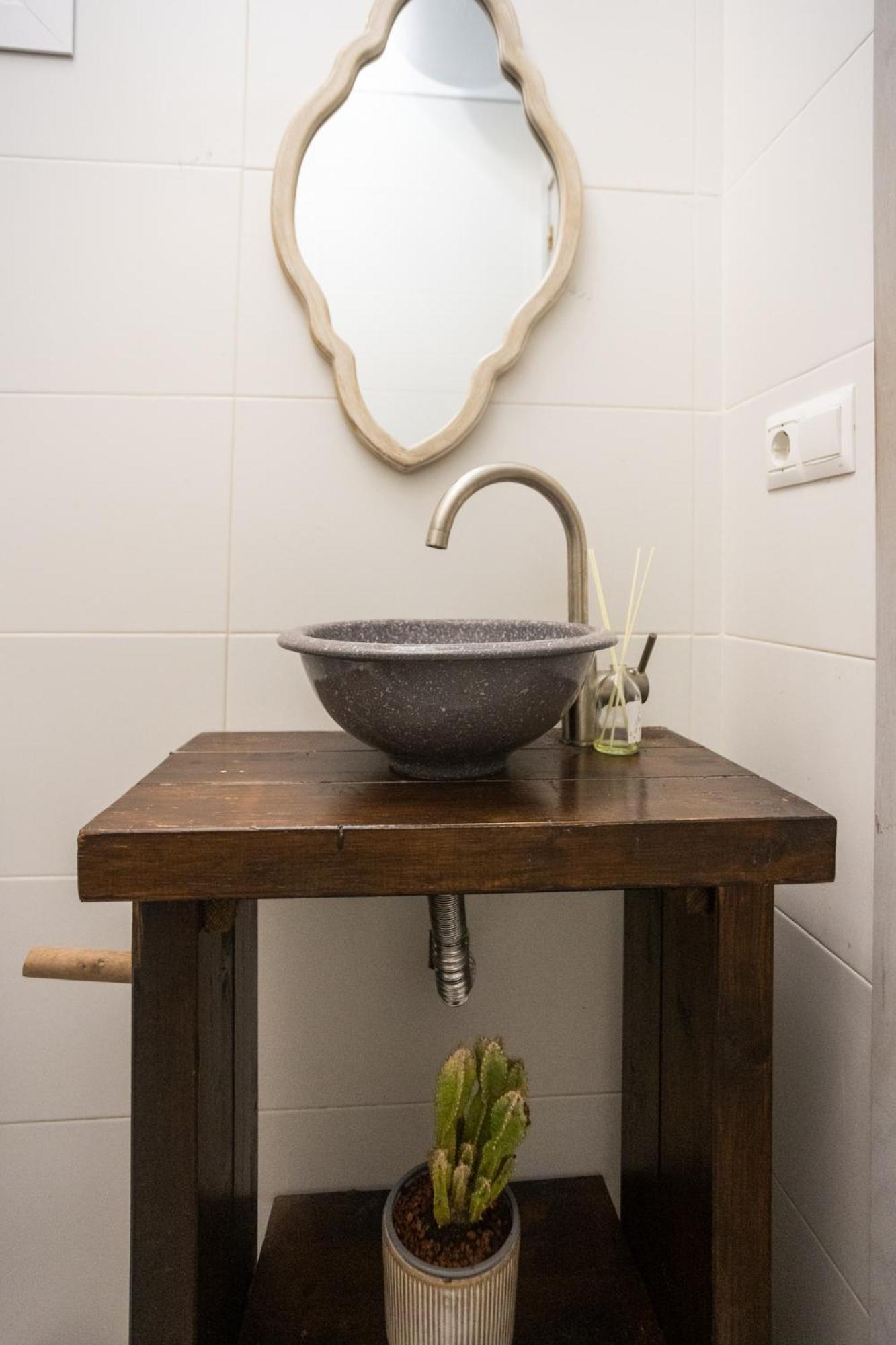 Naim Guest House Malaga Centro Екстер'єр фото