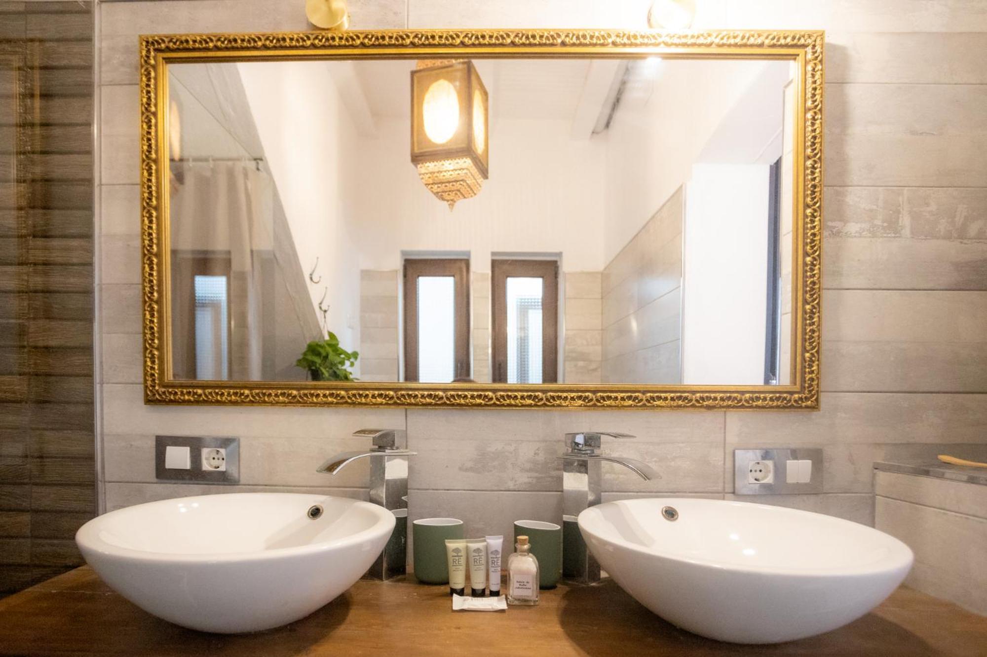Naim Guest House Malaga Centro Екстер'єр фото