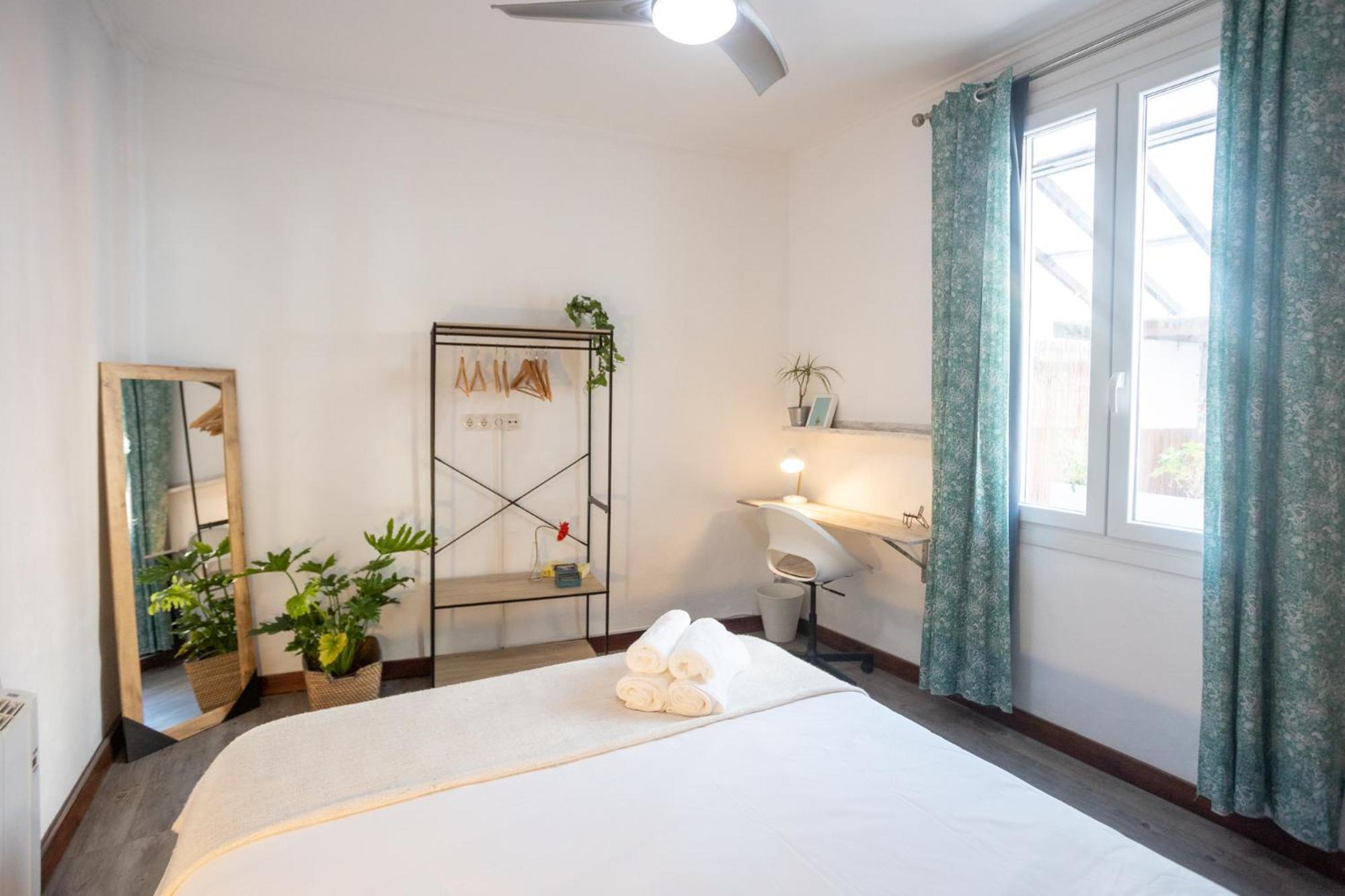 Naim Guest House Malaga Centro Екстер'єр фото